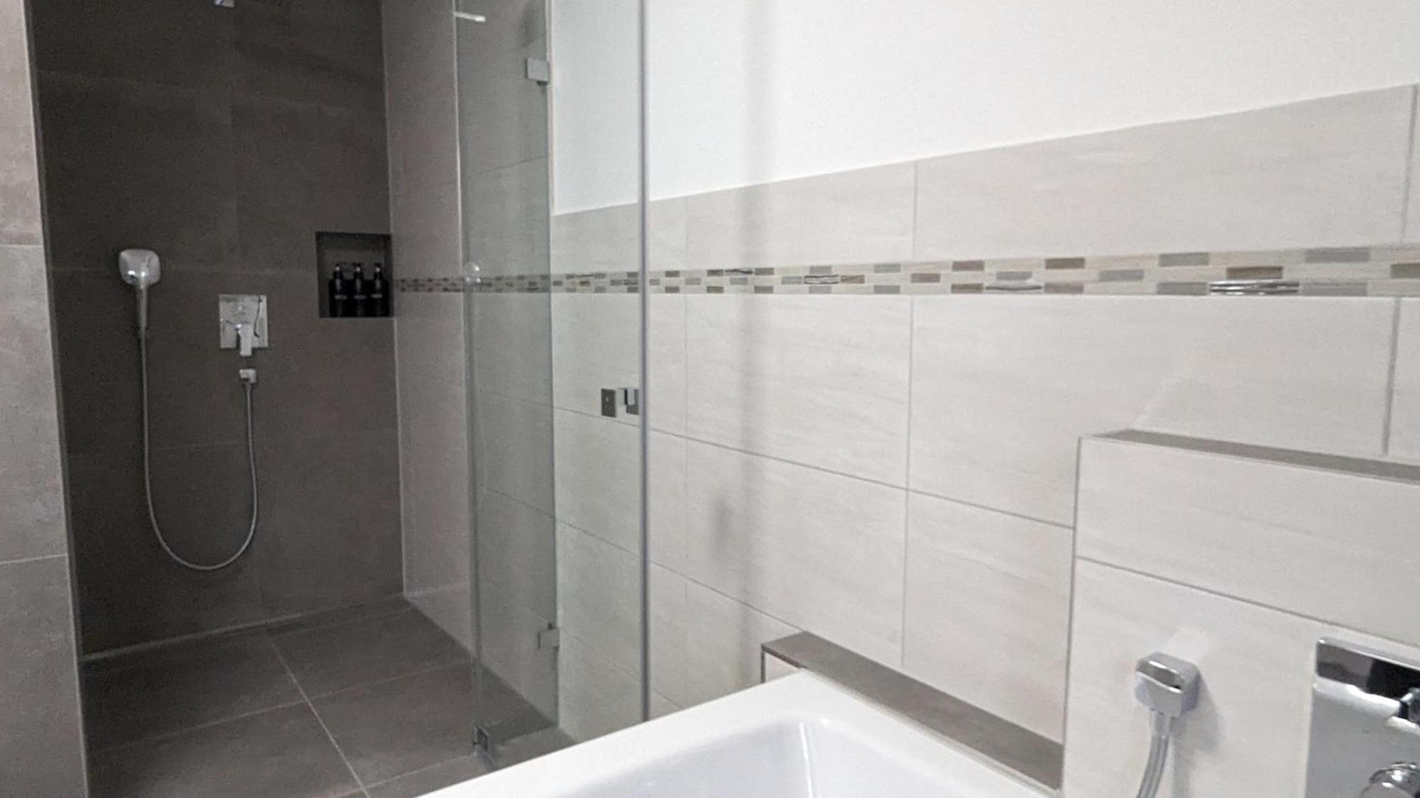 Liboria I Traumhafte Ferienwohnung In Aidling Am Riegsee Mit Atemberaubendem Panoramablick! Luaran gambar